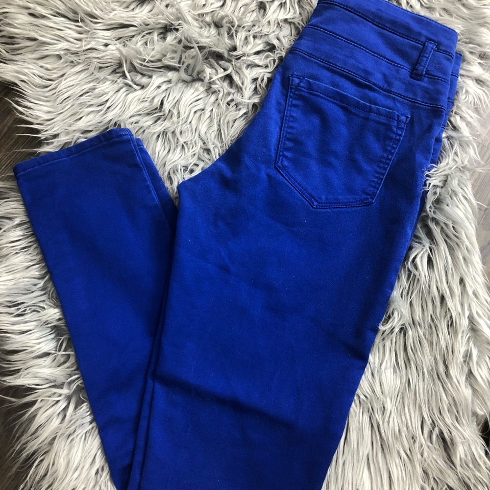 Charlotte Russe - Refuge